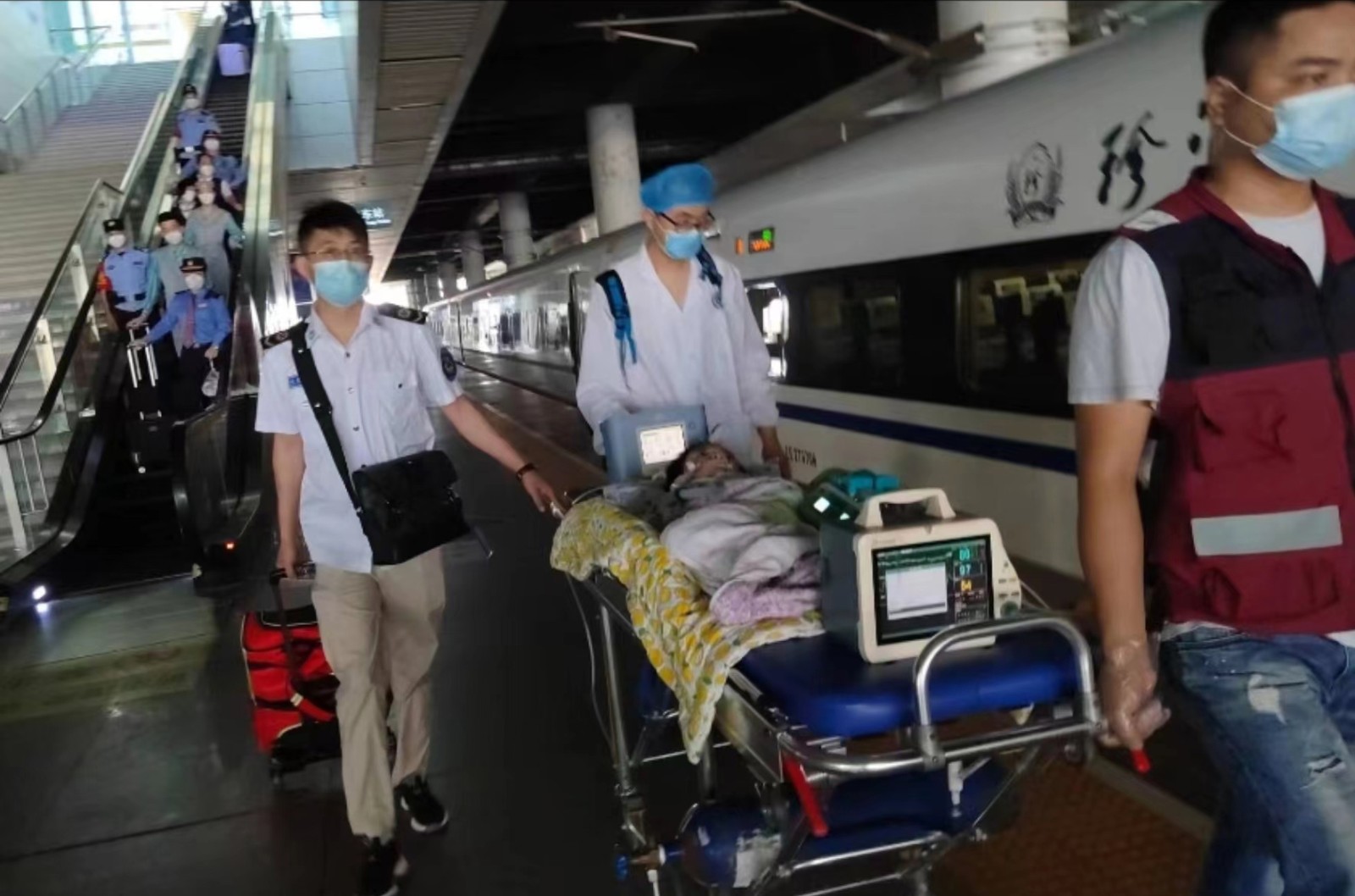 定远县高铁转运公司